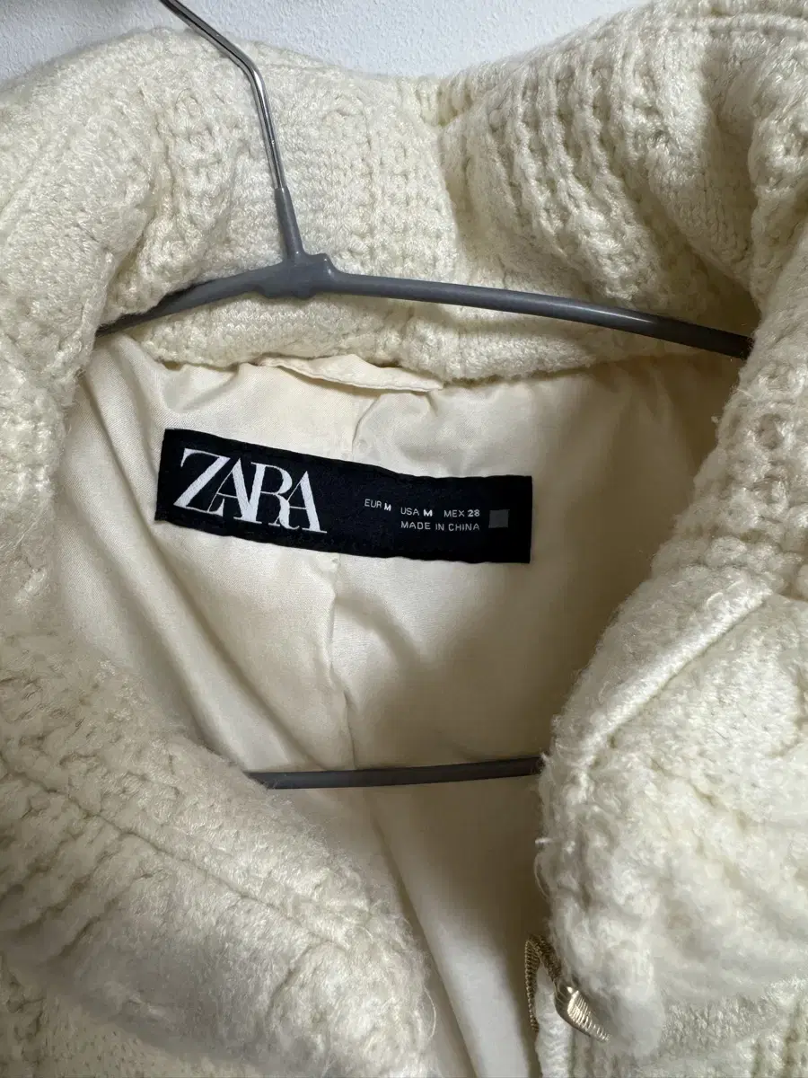 자라 zara 패딩